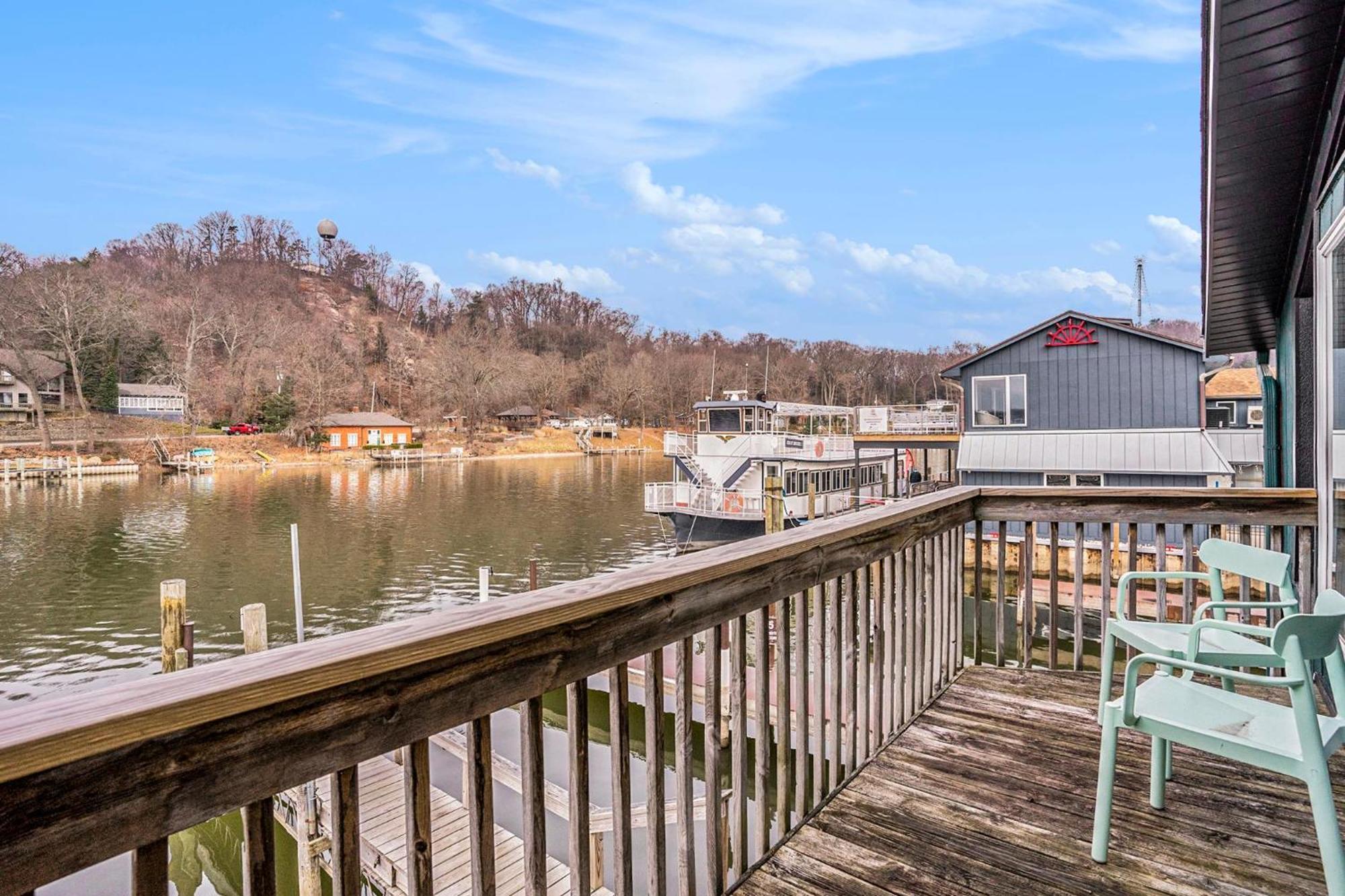 Riverside Suites - Unit B Saugatuck Buitenkant foto
