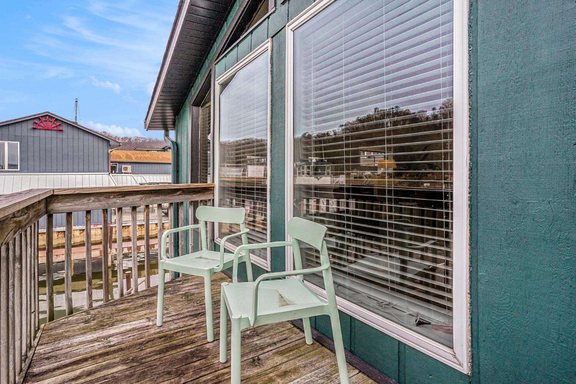 Riverside Suites - Unit B Saugatuck Buitenkant foto