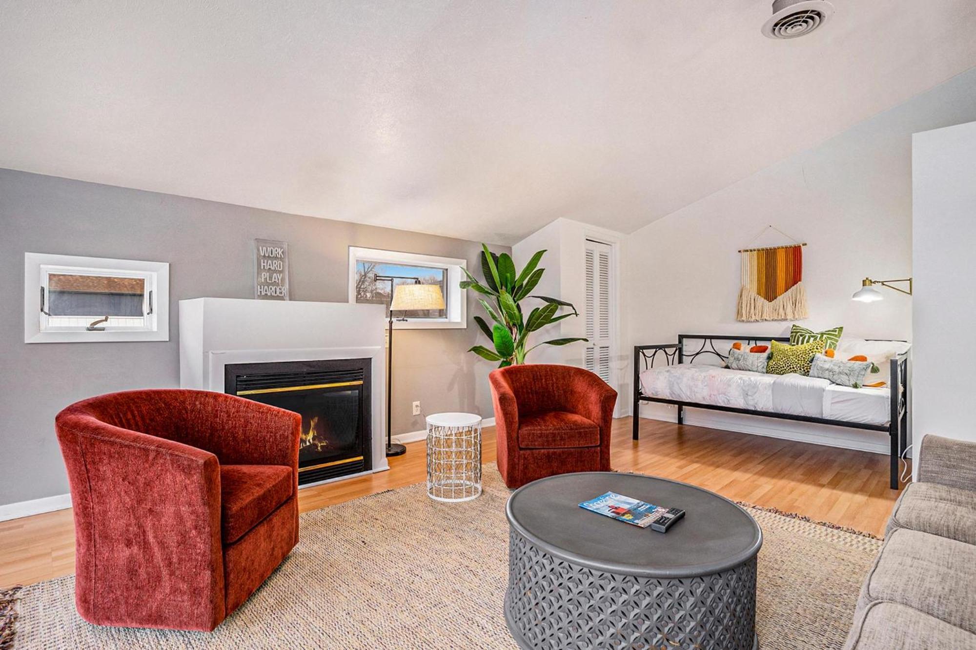 Riverside Suites - Unit B Saugatuck Buitenkant foto