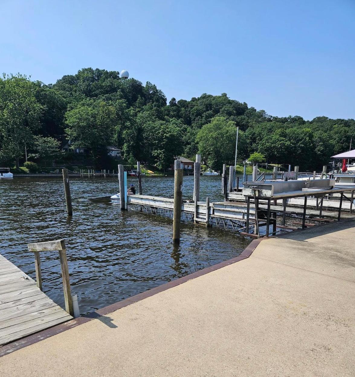 Riverside Suites - Unit B Saugatuck Buitenkant foto